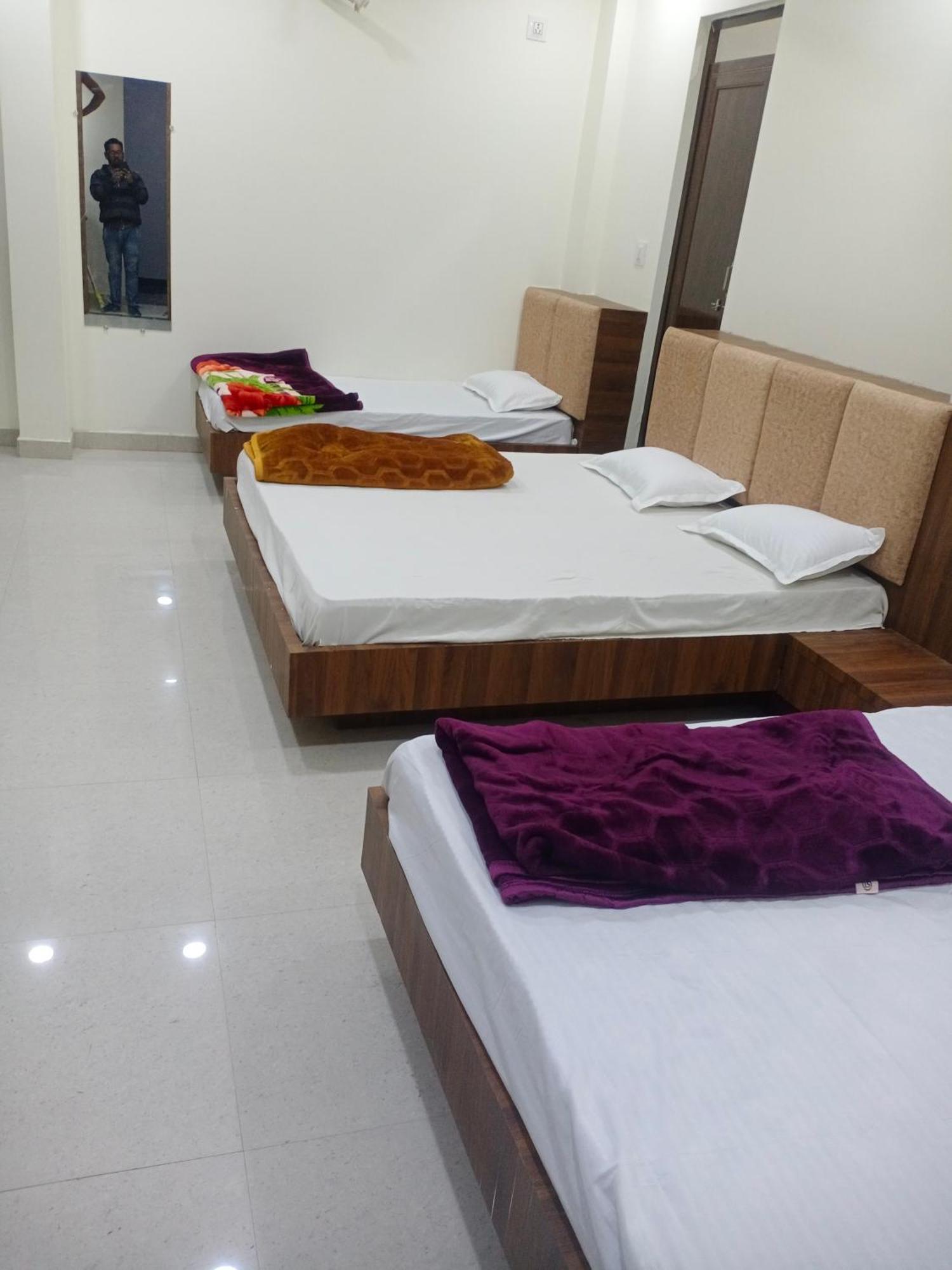 Hotel Soham Palace Удджайн Екстер'єр фото